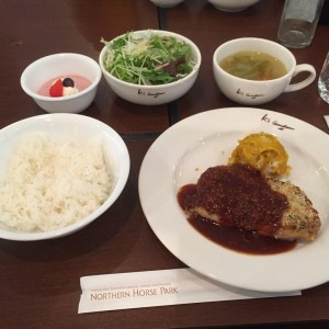 お昼ご飯