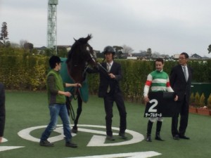 画質悪いけど口取り 落ち着きなかった