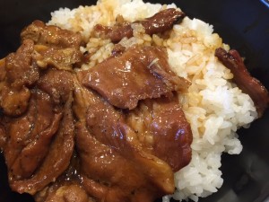 すき家の炭火豚丼 