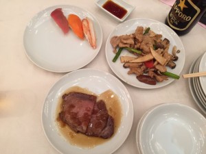 寿司と肉食べすぎた