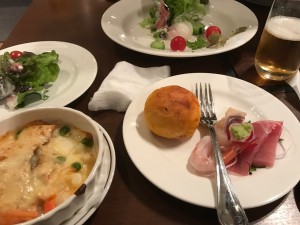 夕食